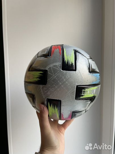Футбольный мяч Adidas Uniforia Final 2020
