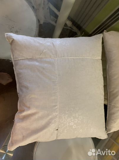 Подушка пуховая бу