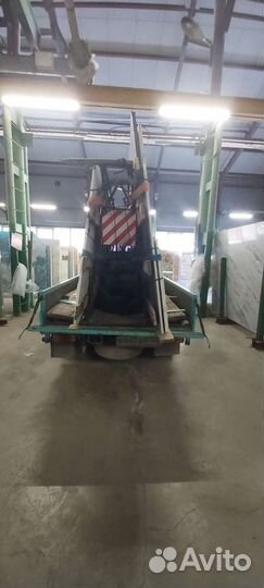 Водитель с л/а. Открытый кузов.Пирамида