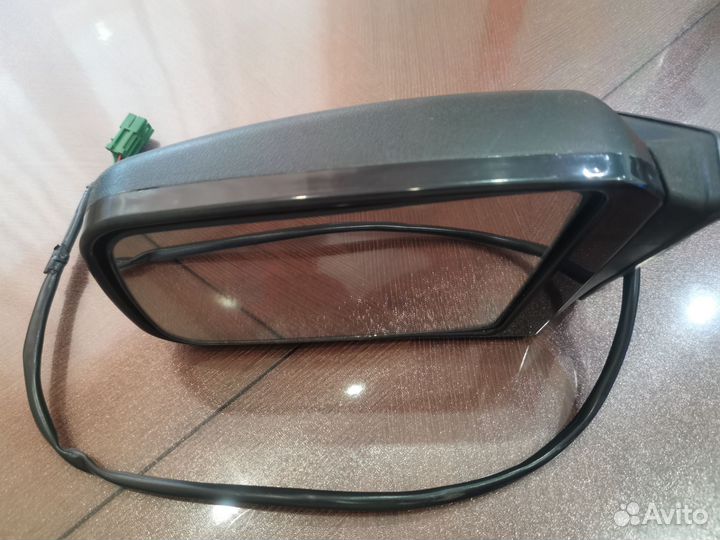 Зеркало заднего вида левое УАЗ Патриот