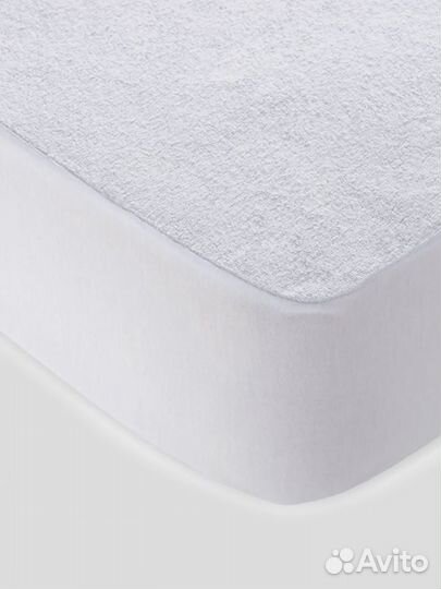 Наматрасник водонепроницаемый на резинке