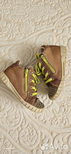 Ботинки Ecco р.26 (16,5 см)