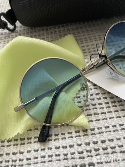 Солнцезащитные очки женские