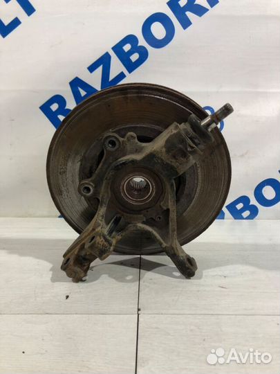 Поворотный кулак передний левый peugeot 308 1.6 ат