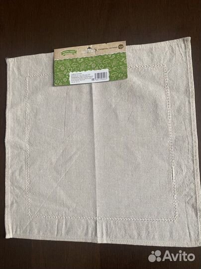 Лен скатерти и салфетки