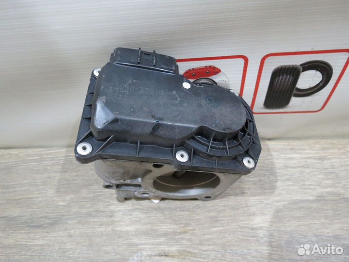 Дроссельная заслонка Toyota Corolla 150