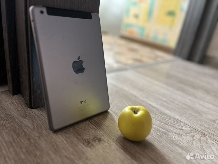 Apple iPad mini 16gb Cellular + Wifi