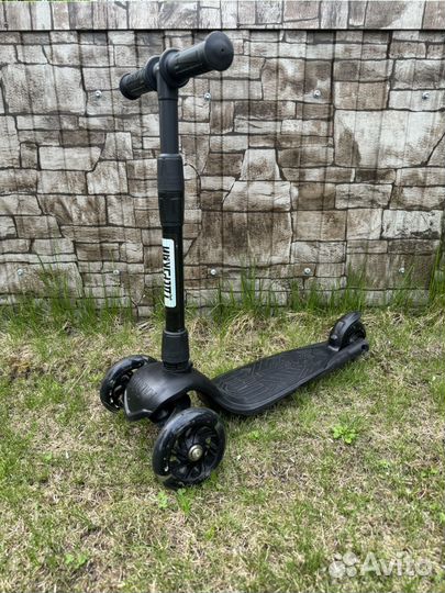 Самокат детский трехколесный, новый от1-5 лет