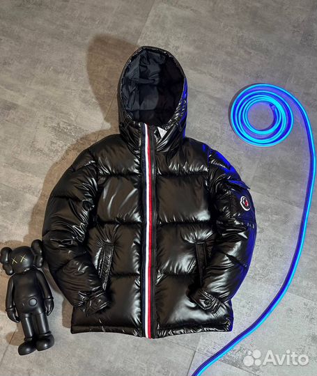 Пуховик moncler