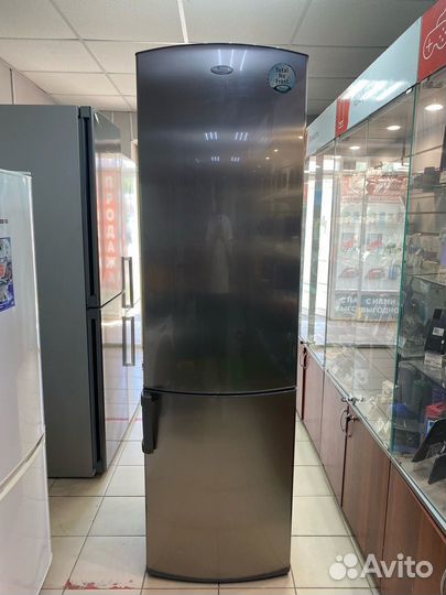 Холодильник Whirlpool ARC 7657