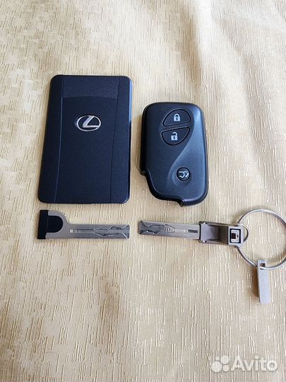Смарт ключ lexus LX570
