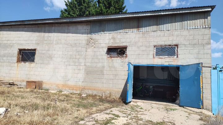 Гараж, > 30 м²