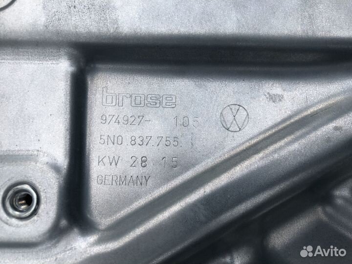 Стеклоподъемник передний левый Volkswagen Tiguan