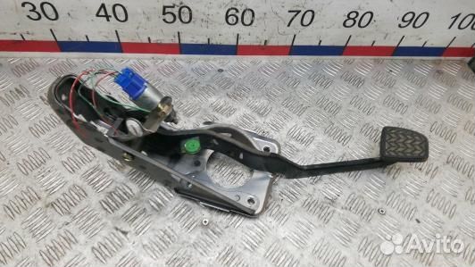 Педаль тормоза toyota RAV 4 ZCA2 (EBR12O201)