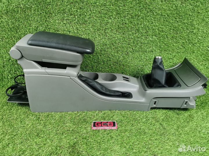 Подлокотник МКПП Subaru Forester SG SG5 SG9 S11