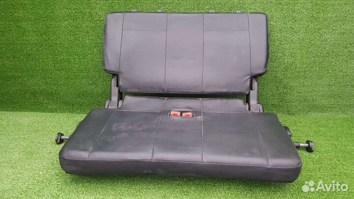 Mitsubishi Pajero 4 3 Сидения третьего ряда