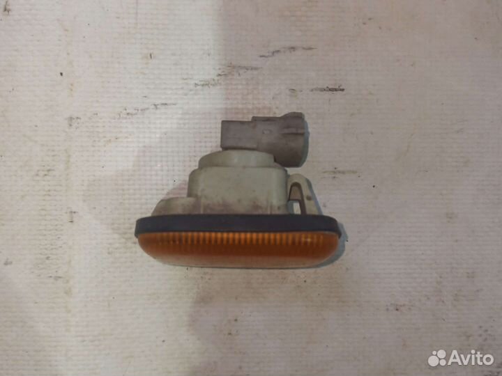 Повторитель поворота toyota