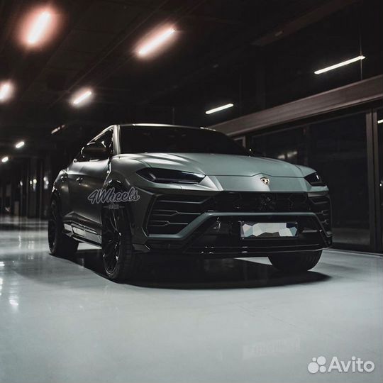 Кованые диски Lamborghini Urus R23