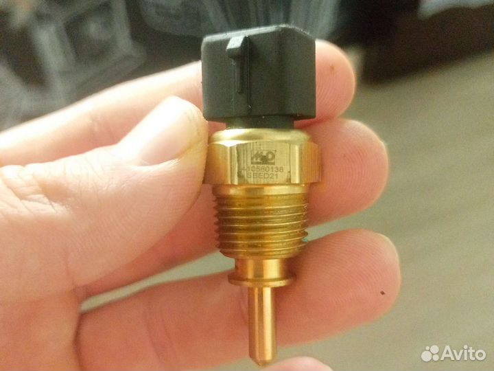 Датчик температуры охлаждающей жидкости