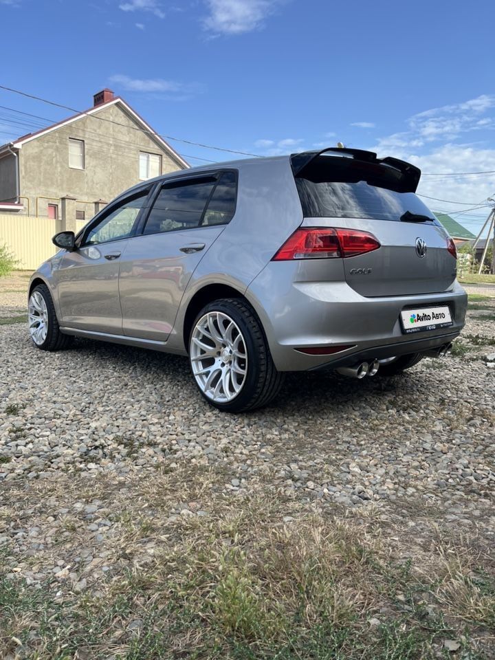 Volkswagen Golf: фото владельца