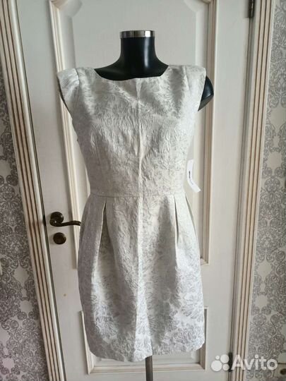 Платье летнее нарядное Gina Tricot р. 46, новое