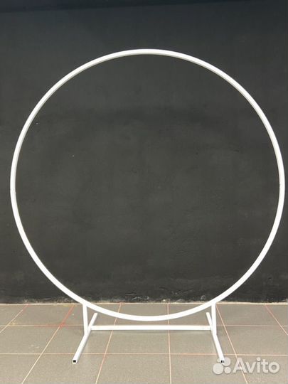 Аренда каркаса для фотозоны