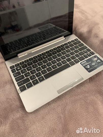 Планшетный компьютер Asus