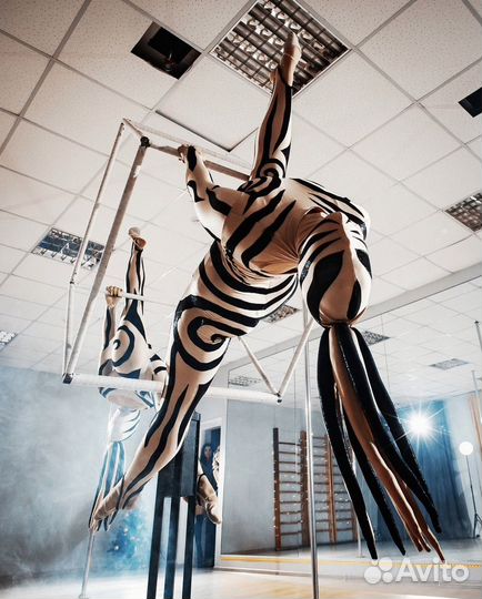 Партерный куб передвижной (цирковой снаряд)