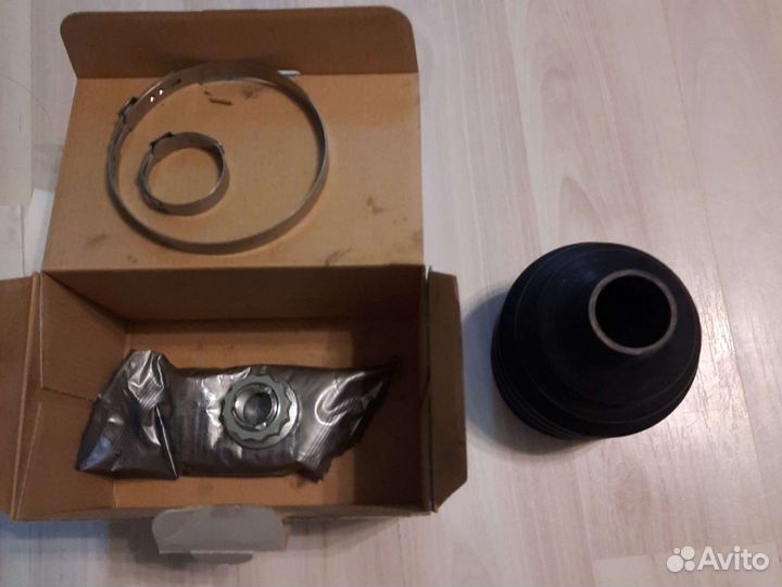 Пыльник шруса GKN löbro 304836