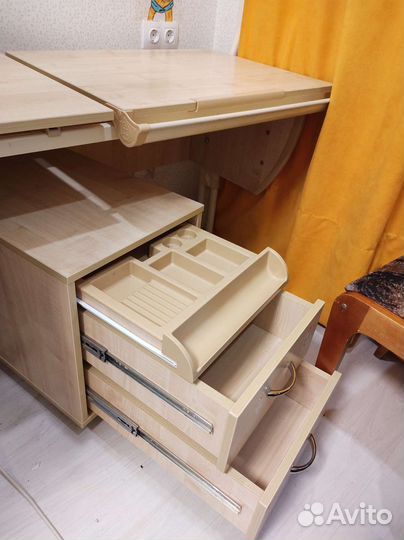 Письменный стол для школьника бу
