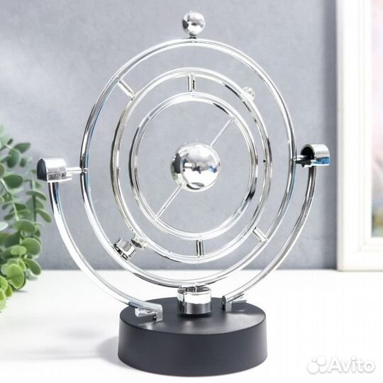 Маятник магнитный