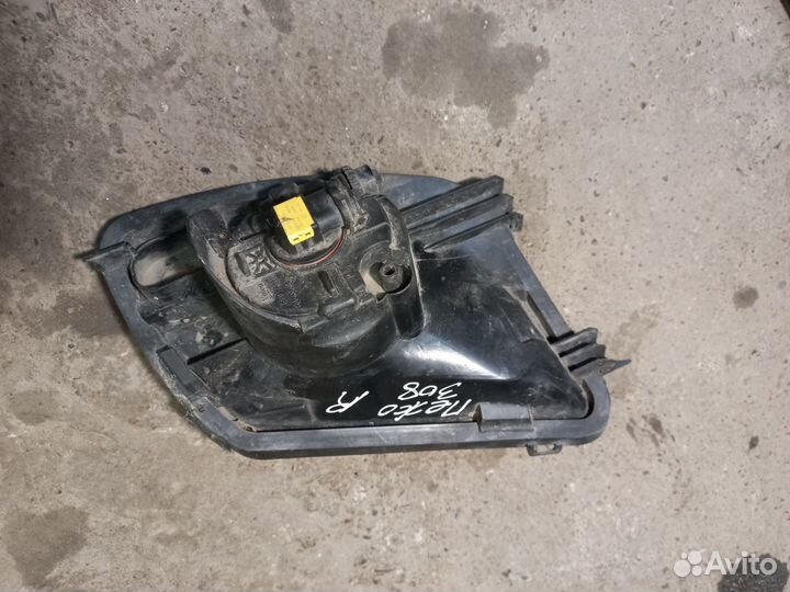 Противотуманная Фара Пежо 308 Peugeot Правая