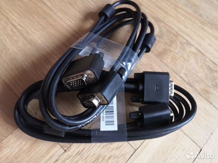 VGA кабель (D-sub)