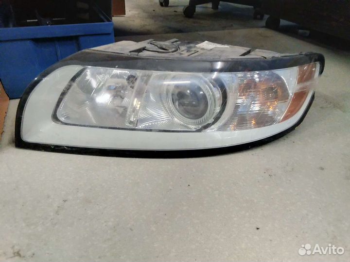 Фара левая volvo s40