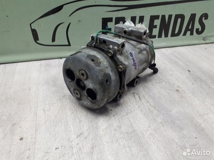 Компрессор кондиционера Dodge Caravan 2.5 дизель