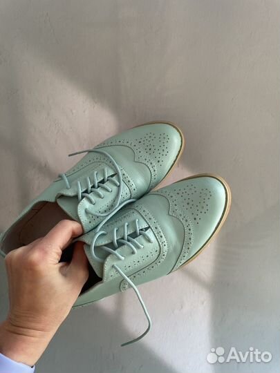 Ботинки мятного цвета кожа весенние летние