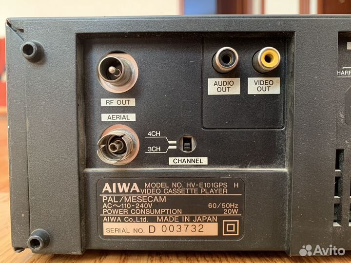 Японский видеомагнитофон Aiwa и JVC