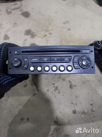 Магнитола штатная Citroen c3 picasso