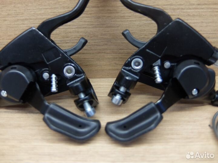 Комплект манеткок/шифтер (аналог Shimano) 3x8 ск