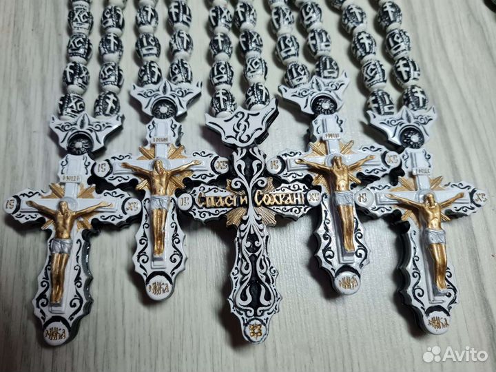 Крест в машину на зеркало заднего вида