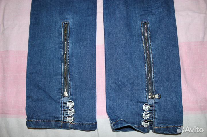 Джинсы