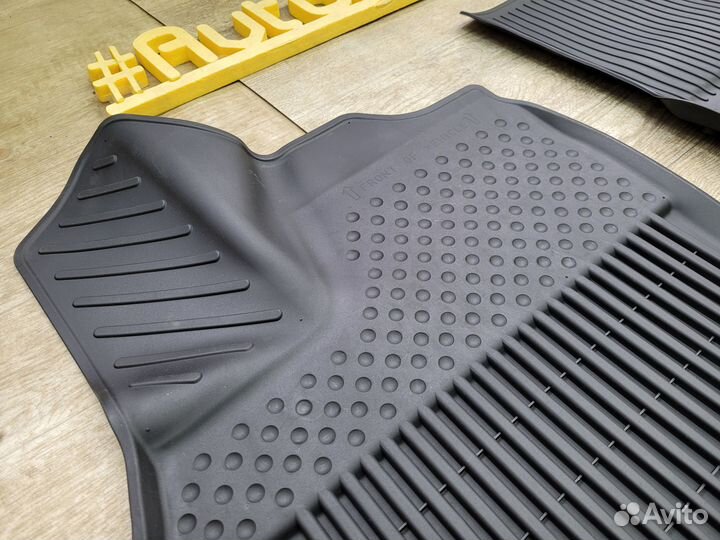 Коврики салон Toyota Land Cruiser 300 (2021-н.в.)