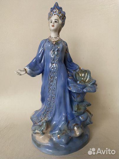 Статуэтка хозяйка медной горы Гжель фарфор