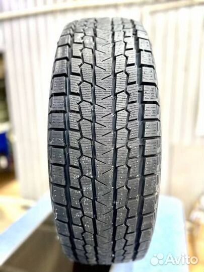 Yokohama Ice Guard G075 315/35 R22 111Q