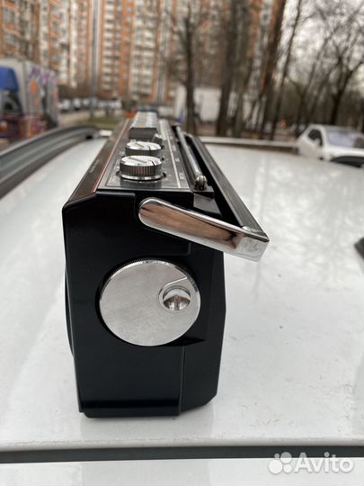 Кассетный магнитофон sanyo