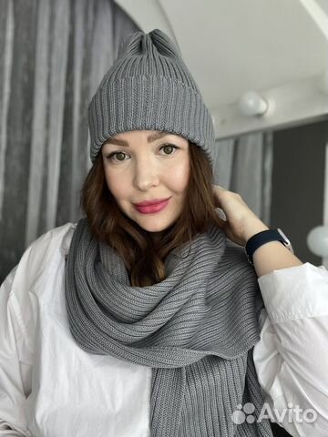 Комплект шапка и шарф новый