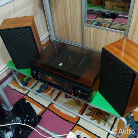 Проигрыватель винила Вега 323