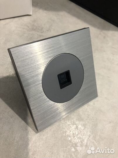 Розетка lan (rj-45) встраиваемая