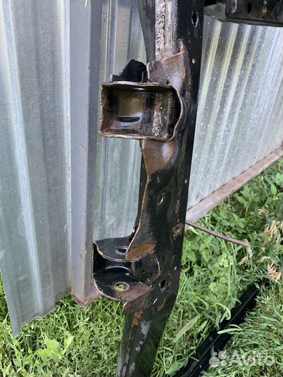 Подрамник Nissan almera g15