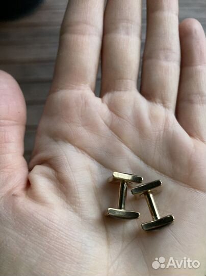 Запонки Louis Vuitton